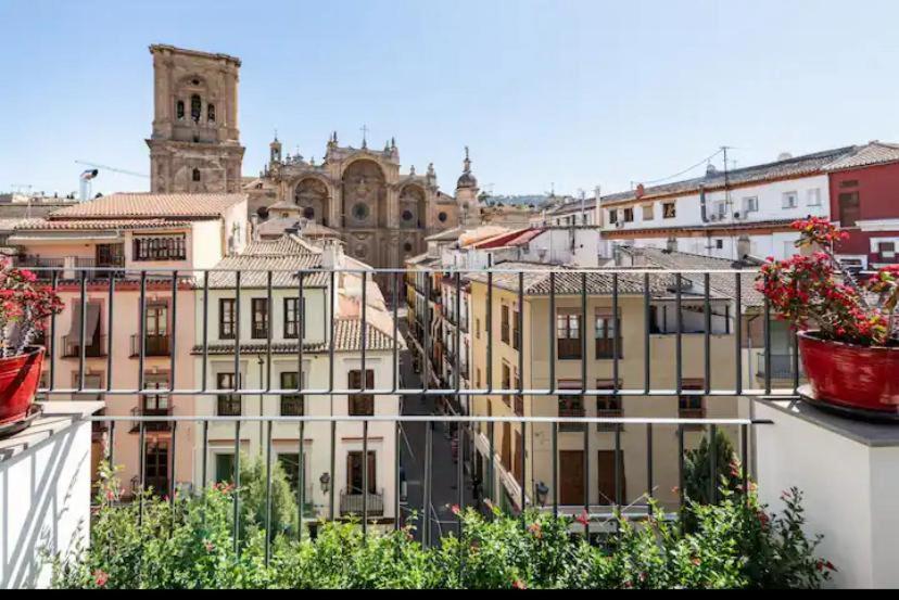 グラナダEl Palomar De La Catedral Atico Espectacularアパートメント エクステリア 写真